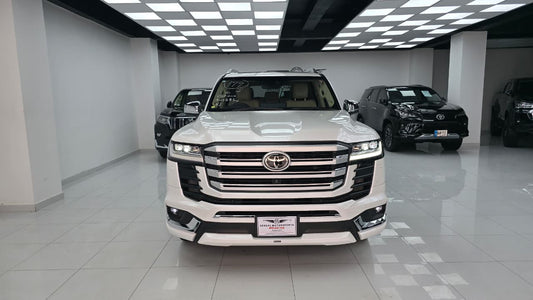Toyota Land Cruiser Lc300 Zx 2023