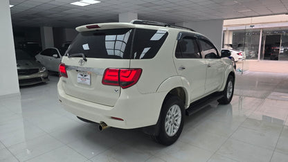Toyota Fortuner 2.7 Petrol 2013