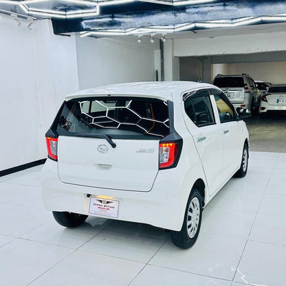 Daihatsu mira L SA3 4WD 2022