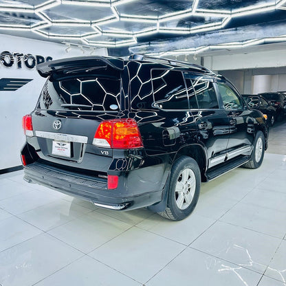 Toyota Land Cruiser AX 4.6 Petrol 2012