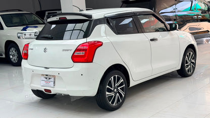 Suzuki Swift GLX CVT 1.2 2022