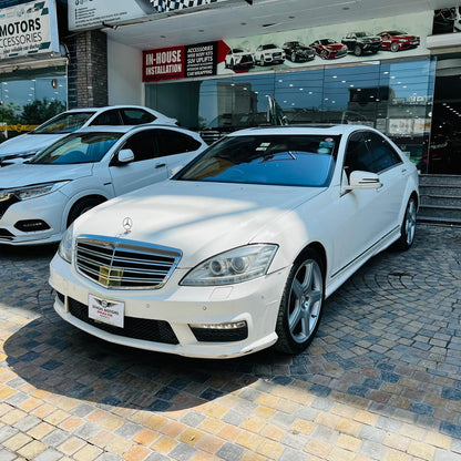 Mercedes Benz S Class S550 Model 2006