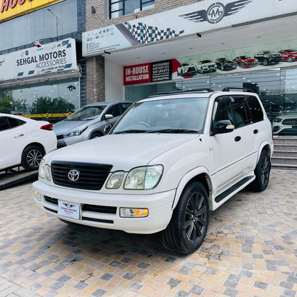 Toyota Land Cruiser Cygnus  Model 2002