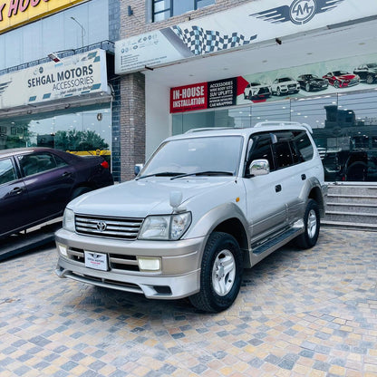 Toyota Land Cruiser TZ Model 2000