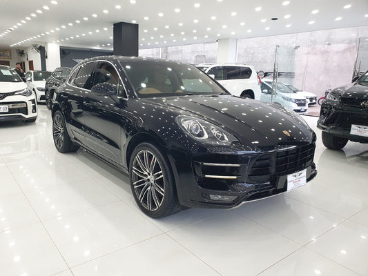 Porsche Macan Turbo Performance Package 2015 Model