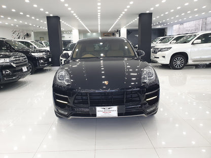 Porsche Macan Turbo Performance Package 2015 Model