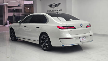 BMW 7 Series  i7 xDRIVE60 2023