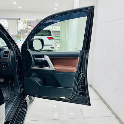 Toyota Land Cruiser ZX 4.6 Petrol 2020