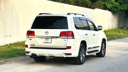 Toyota Land Cruiser ZX 4.6 Petrol 2016
