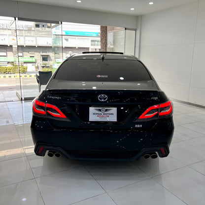 Toyota Crown RS Hybrid 2.5 2018