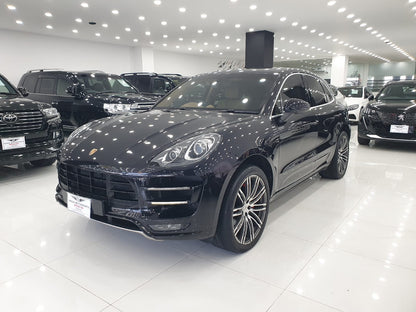 Porsche Macan Turbo Performance Package 2015 Model