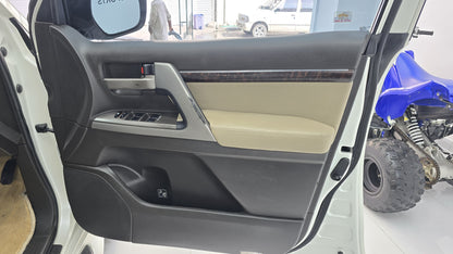 Toyota Land Cruiser AxG Selection  2008