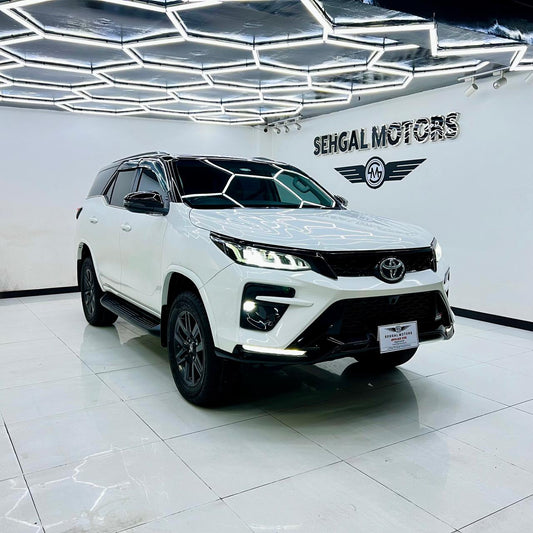 Toyota Fortuner Sigma 2.8D 2018