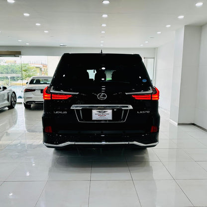Lexus LX Series 570 2017