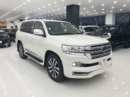 Toyota Land Cruiser Ax  2017 Model