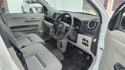 Toyota Passo XLS Package Push start 2021