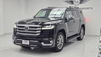 Toyota Land Cruiser Lc300 Zx Full House  2023