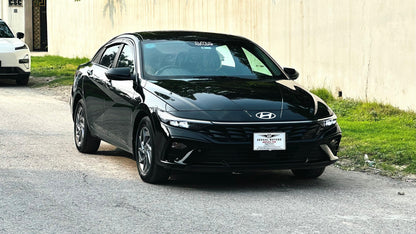 Hyundai Elantra Hybrid 2025