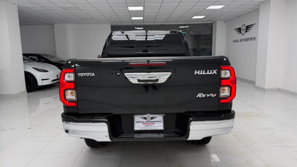 Toyota Hilux Revo V 2.8D 2021