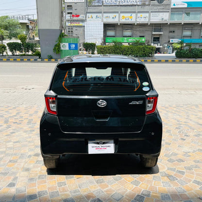 Daihatsu mira L SA3 2017
