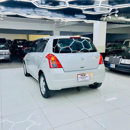 Suzuki Swift 1.3 DLX M/T 2016