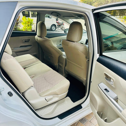 Toyota Prius Alpha Cx S Package  2020