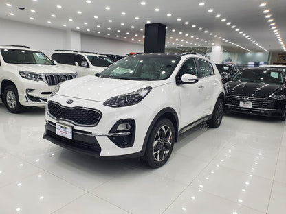 Kia Sportage FWD Model 2024 front left side view