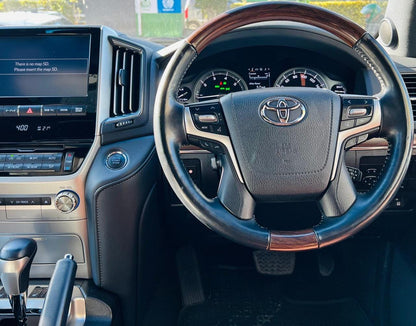Toyota Land Cruiser ZX 2020