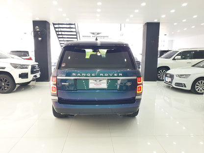 Range Rover P400e Autobiography Model 2018