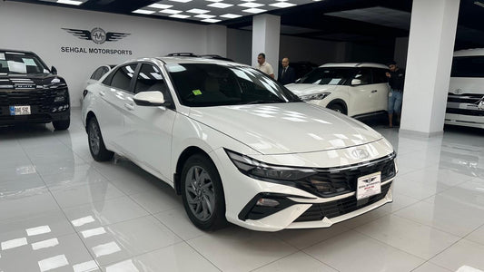 Hyundai Elantra Hybrid  2024