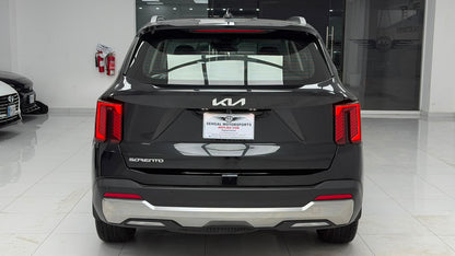 KIA Sorento FWD 2025