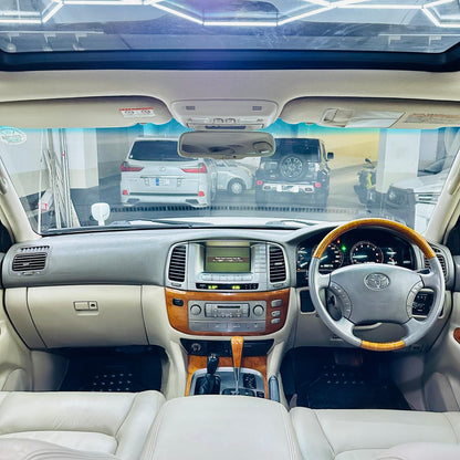 Toyota Land Cruiser Cygnus 4.7 Petrol 2005