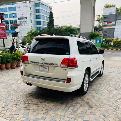 Toyota Land Cruiser ZX 2013