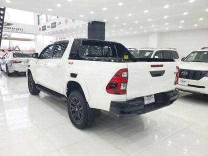Toyota Hilux Revo GR-S 2025