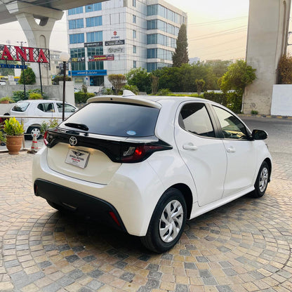 Toyota Yaris X 1.0 Hatchback Model 2020