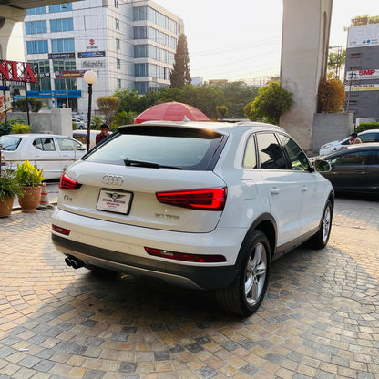 Audi Q3  30 TFSI 1.4 2018 Model