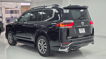 Toyota Land Cruiser Lc300 Zx Full House  2023