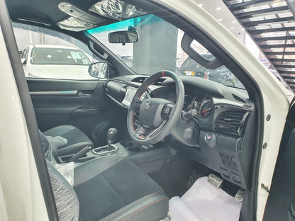Toyota Hilux Revo GR-S 2025