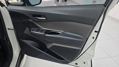 Toyota CHR G-LED 2020