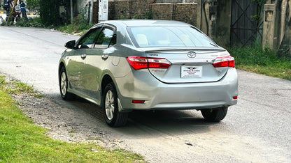 Toyota Corolla Altis 1.6 A/T 2015