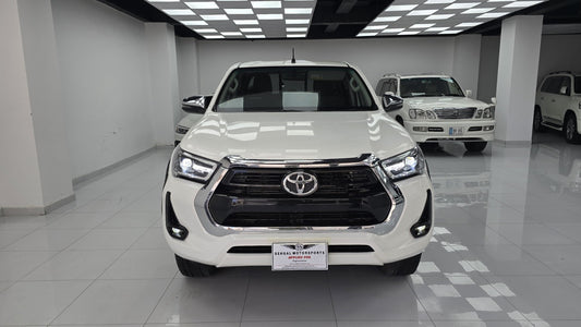 Toyota Hilux Revo G 2025