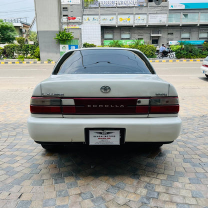 Toyota Corolla XE 1995