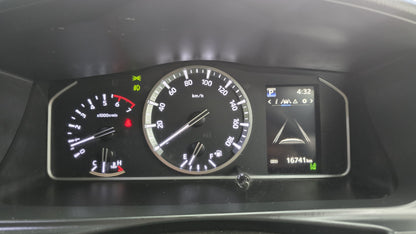 Toyota Hiace GL 2023