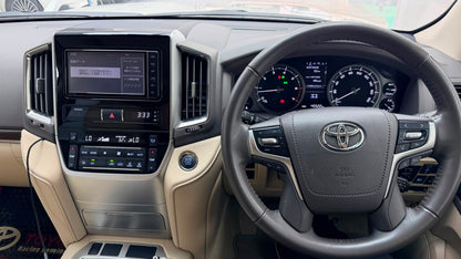 Toyota Land Cruiser Ax 2021