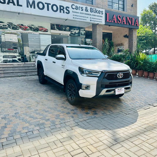 Toyota Hilux Revo Revo V 2.8D 2021