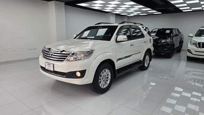 Toyota Fortuner 2.7 Petrol 2015