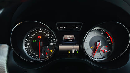 Mercedes Benz CLA Class 180 2015