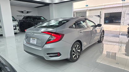 Honda Civic Oriel 1.8 i-VTEC CVT 2017
