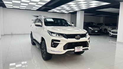 Toyota Fortuner GR-S 2025