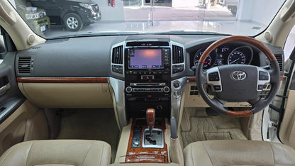 Toyota Land Cruiser Axg 2015